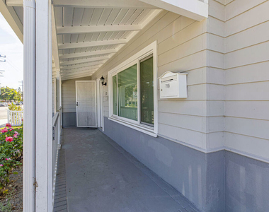 715 S Lake Street - Photo Thumbnail 2