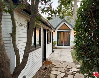 3735 Edenhurst Avenue - Photo Thumbnail 27