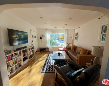 3735 Edenhurst Avenue - Photo Thumbnail 2