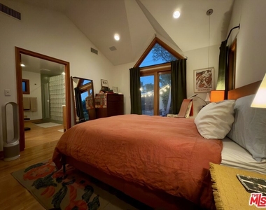 3735 Edenhurst Avenue - Photo Thumbnail 12