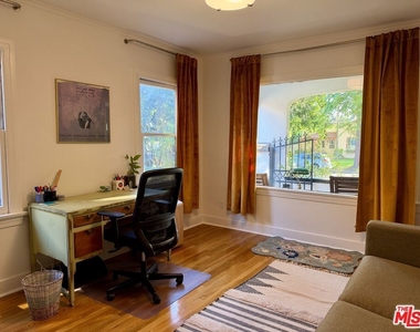 3735 Edenhurst Avenue - Photo Thumbnail 18