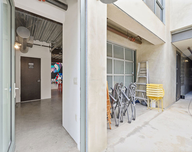1046 Princeton Drive - Photo Thumbnail 21