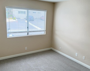 8641 Lake Murray Unit 7 - Photo Thumbnail 32