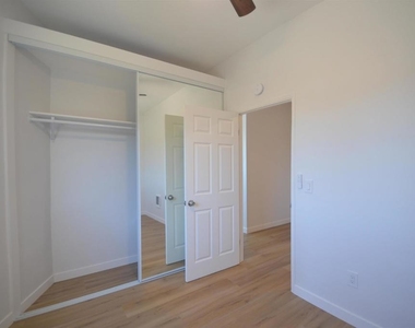 625 Palm - Photo Thumbnail 7