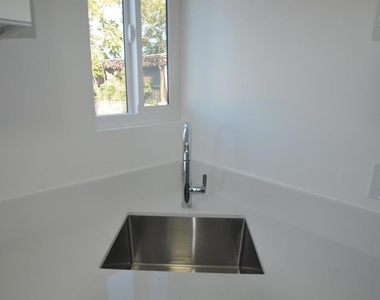 625 Palm - Photo Thumbnail 10