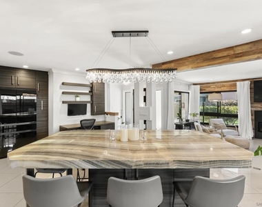 521 S Sierra Ave - Photo Thumbnail 15