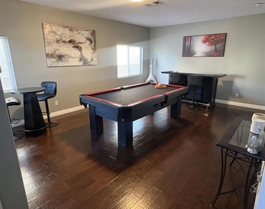 28361 Adrienne Street - Photo Thumbnail 3