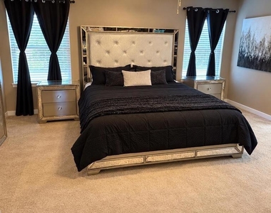 28361 Adrienne Street - Photo Thumbnail 6