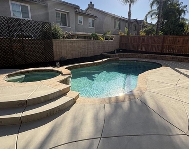 28361 Adrienne Street - Photo Thumbnail 2