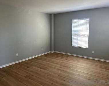 1891 Fargo Lane - Photo Thumbnail 27