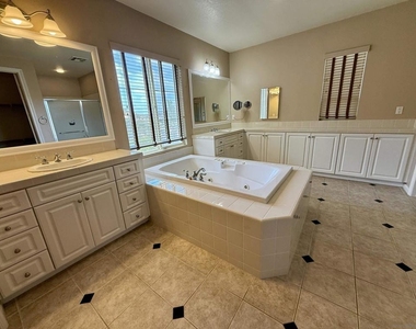 2750 Dove Tail Dr - Photo Thumbnail 58