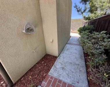 2750 Dove Tail Dr - Photo Thumbnail 50