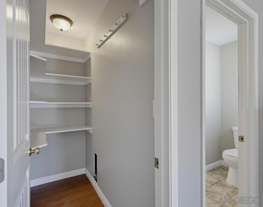 4044 Vista Grande Dr. - Photo Thumbnail 23