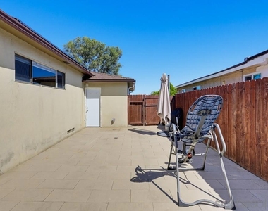 4044 Vista Grande Dr. - Photo Thumbnail 45