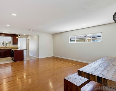 4044 Vista Grande Dr. - Photo Thumbnail 10