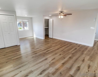 1011 La Mesa Ave - Photo Thumbnail 30