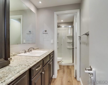 1011 La Mesa Ave - Photo Thumbnail 24