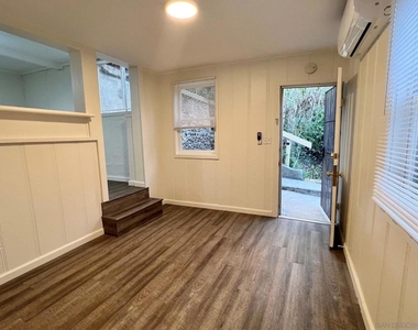 1515 31st Street - Photo Thumbnail 2