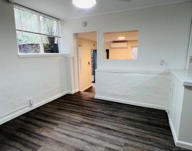 1515 31st Street - Photo Thumbnail 4