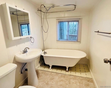 1515 31st Street - Photo Thumbnail 8