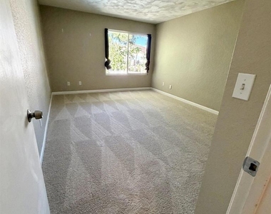 8418 New Salem St - Photo Thumbnail 11