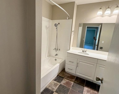 8418 New Salem St - Photo Thumbnail 9