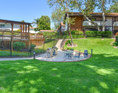 31577 Lindero Canyon Road - Photo Thumbnail 17
