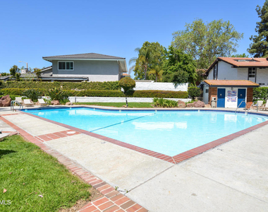 31577 Lindero Canyon Road - Photo Thumbnail 16