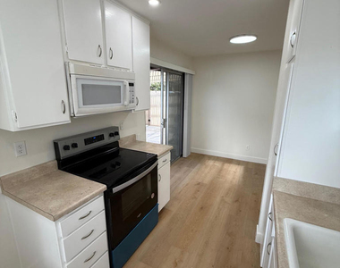 1677 Orinda Court - Photo Thumbnail 5