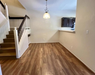 5798 Oak Bank Trail - Photo Thumbnail 5