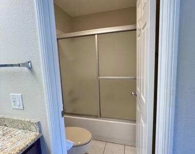 5798 Oak Bank Trail - Photo Thumbnail 23