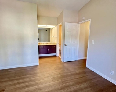 5798 Oak Bank Trail - Photo Thumbnail 20