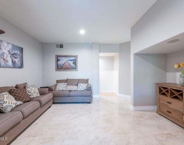 154 Symphony Lane - Photo Thumbnail 9