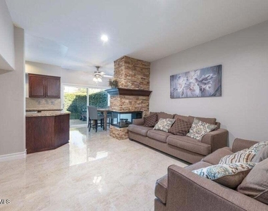154 Symphony Lane - Photo Thumbnail 8