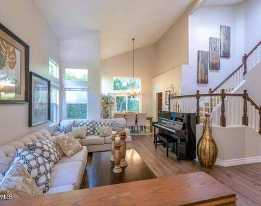 154 Symphony Lane - Photo Thumbnail 2