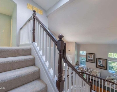 154 Symphony Lane - Photo Thumbnail 14