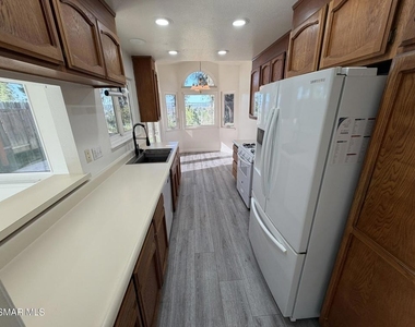 14832 Marquette Street - Photo Thumbnail 6