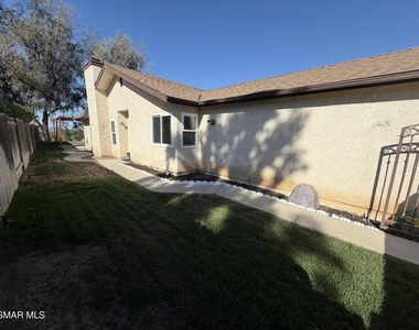 14832 Marquette Street - Photo Thumbnail 1