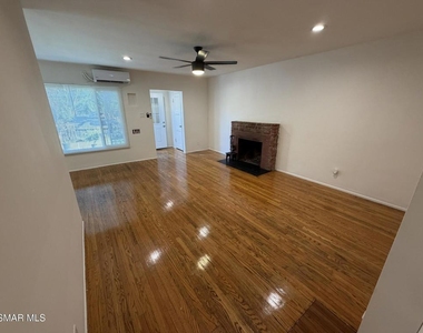 6555 Hazeltine Avenue - Photo Thumbnail 2