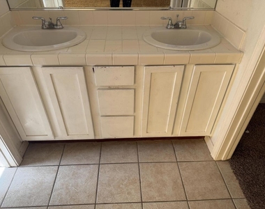 66139 8th Street - Photo Thumbnail 11