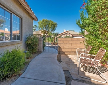 80379 Pebble Beach Drive - Photo Thumbnail 7