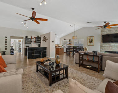 78930 Sonesta Way - Photo Thumbnail 14
