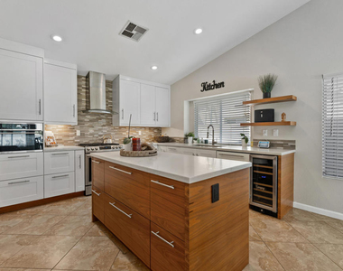 78930 Sonesta Way - Photo Thumbnail 21