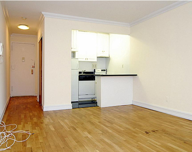 East 87th street  - Photo Thumbnail 3