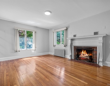 515 Mountainview Avenue - Photo Thumbnail 7