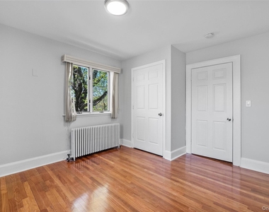 515 Mountainview Avenue - Photo Thumbnail 12