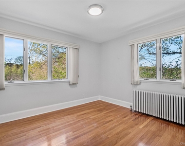 515 Mountainview Avenue - Photo Thumbnail 11