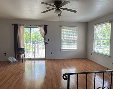 9 Fairview Circle - Photo Thumbnail 3