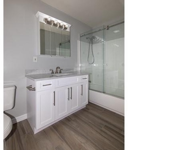 300 Village Green Drive - Photo Thumbnail 9