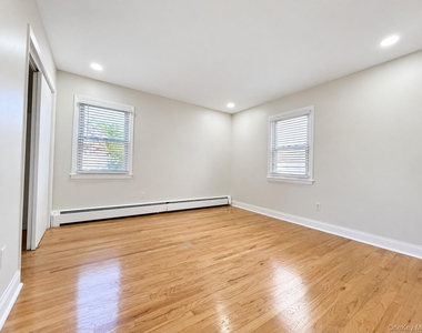 159 Elm Avenue - Photo Thumbnail 4